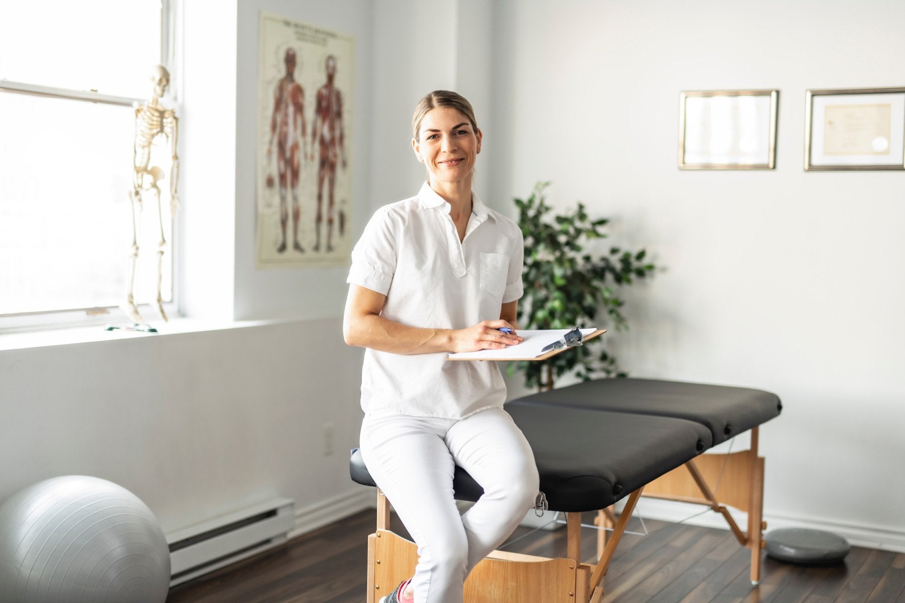 5 Key Differences Between Muscle Therapy and Massage Therapy 